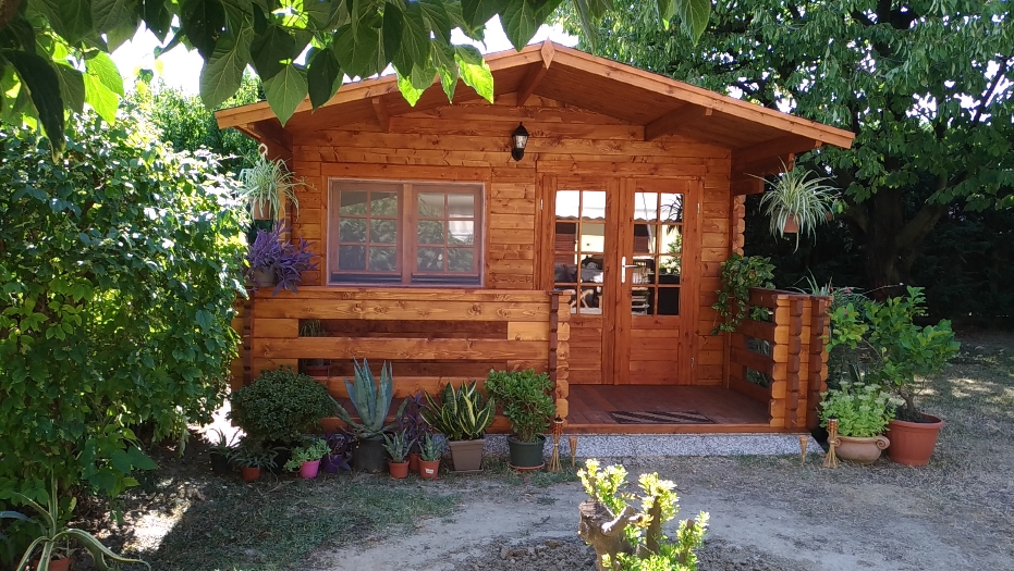 casetta in legno come ambiente per la lettura