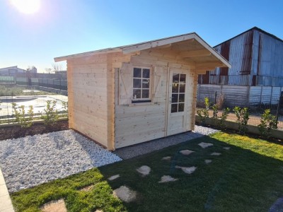 Come aggiungere spazio di stoccaggio al tuo giardino con una casetta in legno