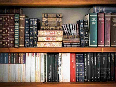 La casetta in legno come mini biblioteca di quartiere
