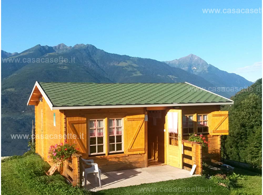 casetta in legno abitabile con impregnante miele