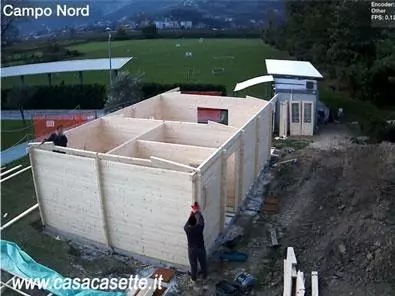 Struttura su base in cemento