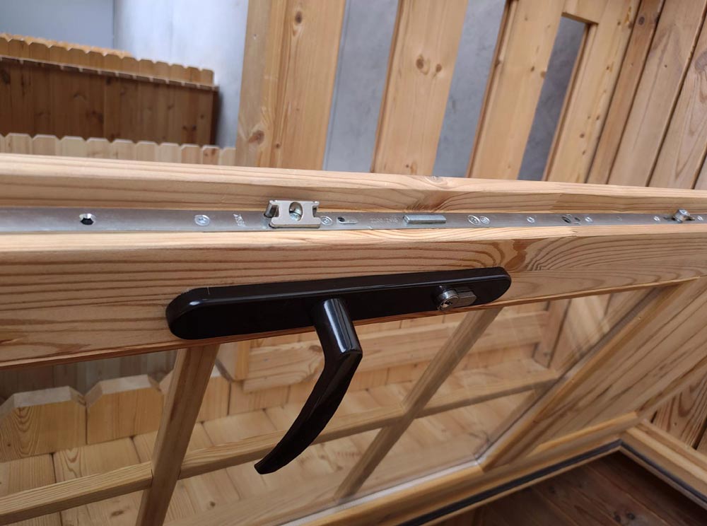 maniglia per porte in legno casette