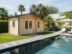 Casetta modello Ancona misure 5x3 van.2 massello naturale