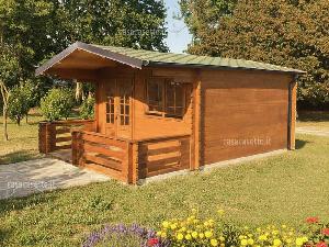 Casetta modello Trieste misure 4x4 veranda