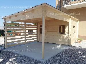 Casetta in legno misure 3x370 + portico 4