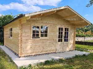Casetta in legno modello Pordenone misure 5x5
