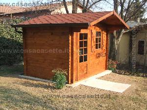 Casetta in legno modello Verona misure 3x25