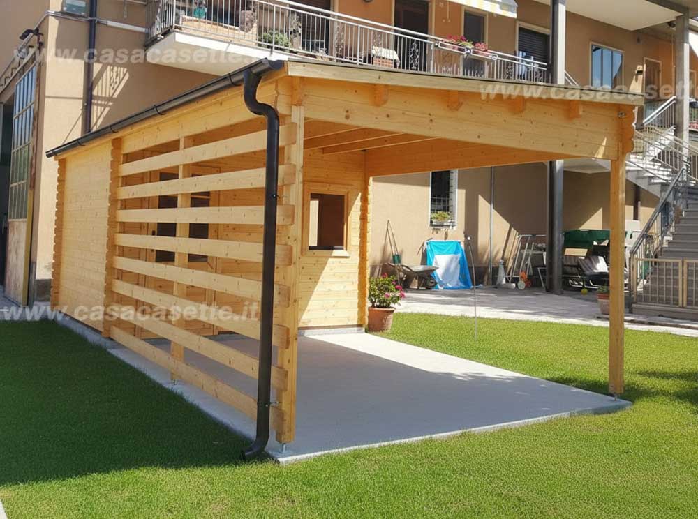 Casetta 3x370 + portico 4 gronda Casetta modello 3x370 + portico 4 gronda