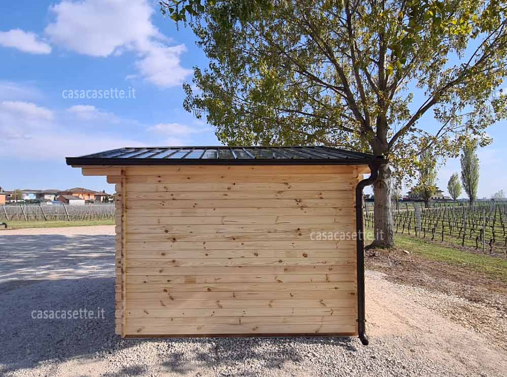 Casetta Bologna 4x3 tetto lamiera Casetta modello Bologna 4x3 tetto lamiera