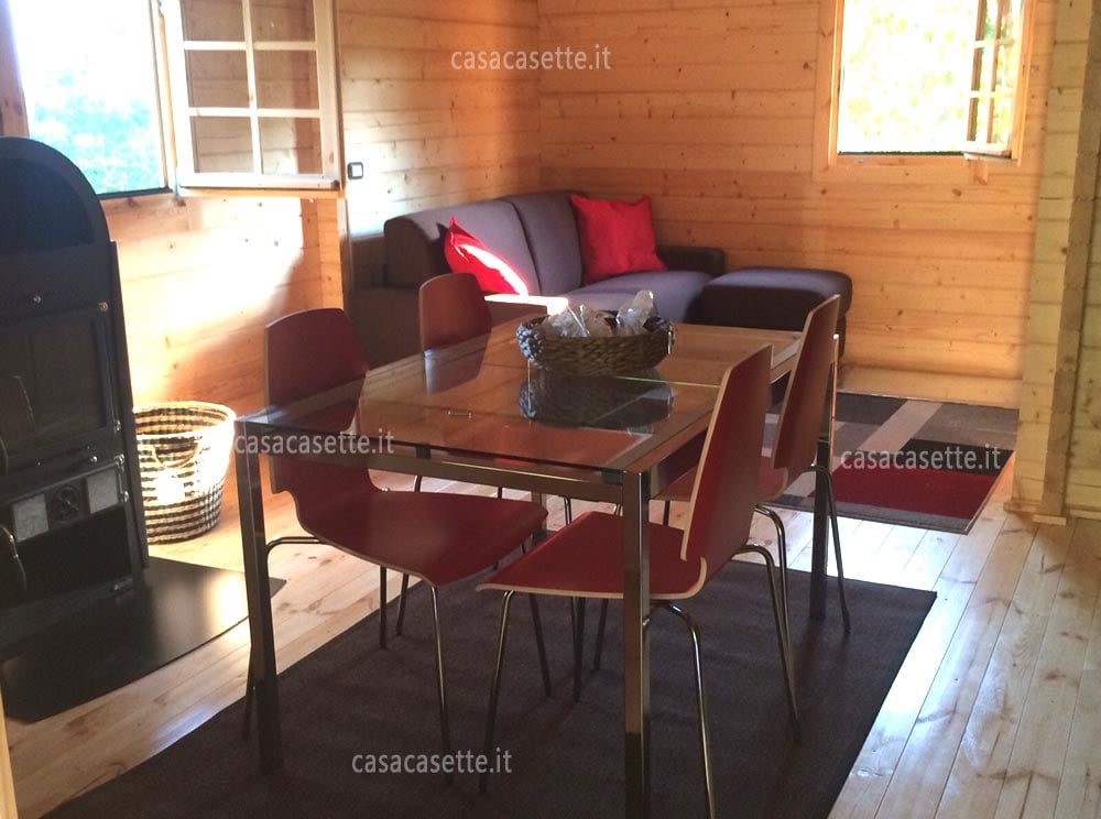 Casetta Bolzano 6x6 pranzo Casetta modello Bolzano 6x6 pranzo sala