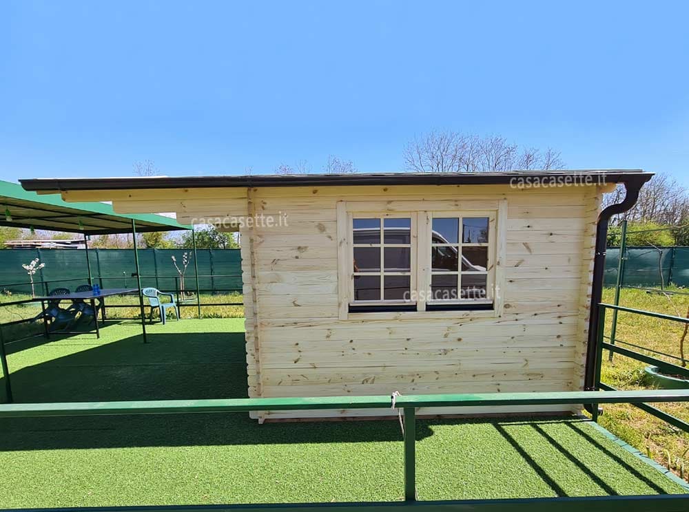 Casetta modello Ferrara 4x3 accessori grondaia