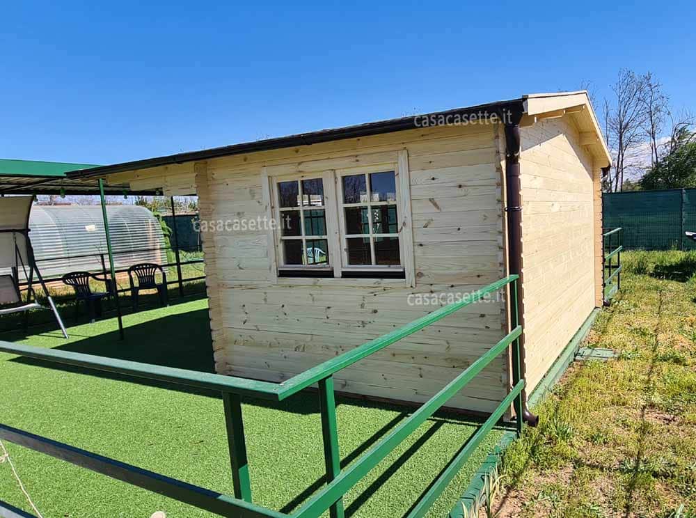 Casetta modello Ferrara 4x3 lato grondaia