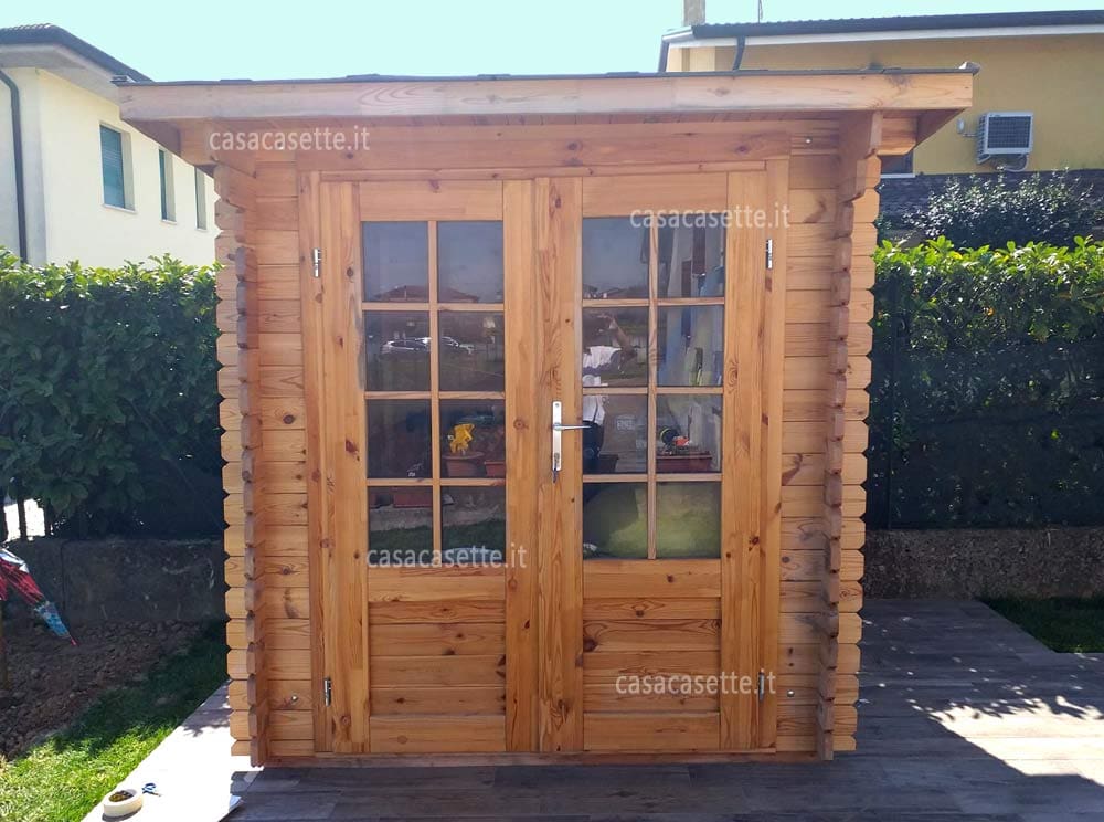 Casetta Friuli 2x15 miele Casetta modello Friuli 2x15 miele colore