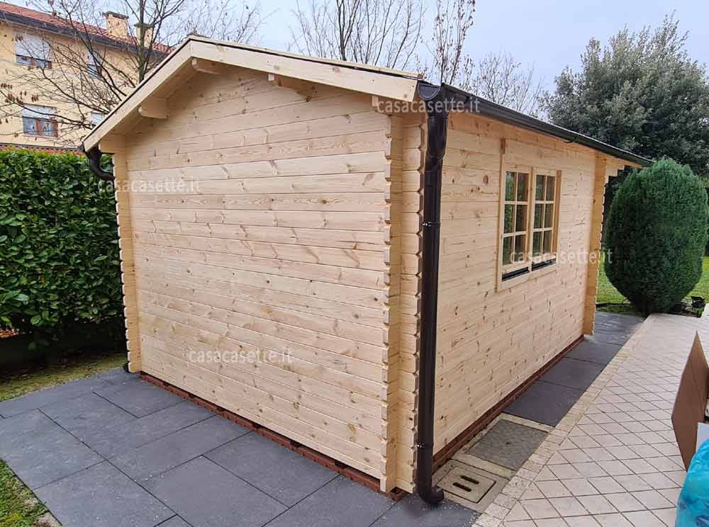 Casetta Latina 3x4 dietro Casetta modello Latina 3x4 dietro grondaia