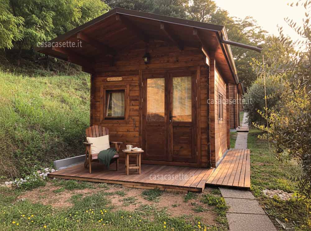 Casetta modello Latina 3x4 noce chiaro