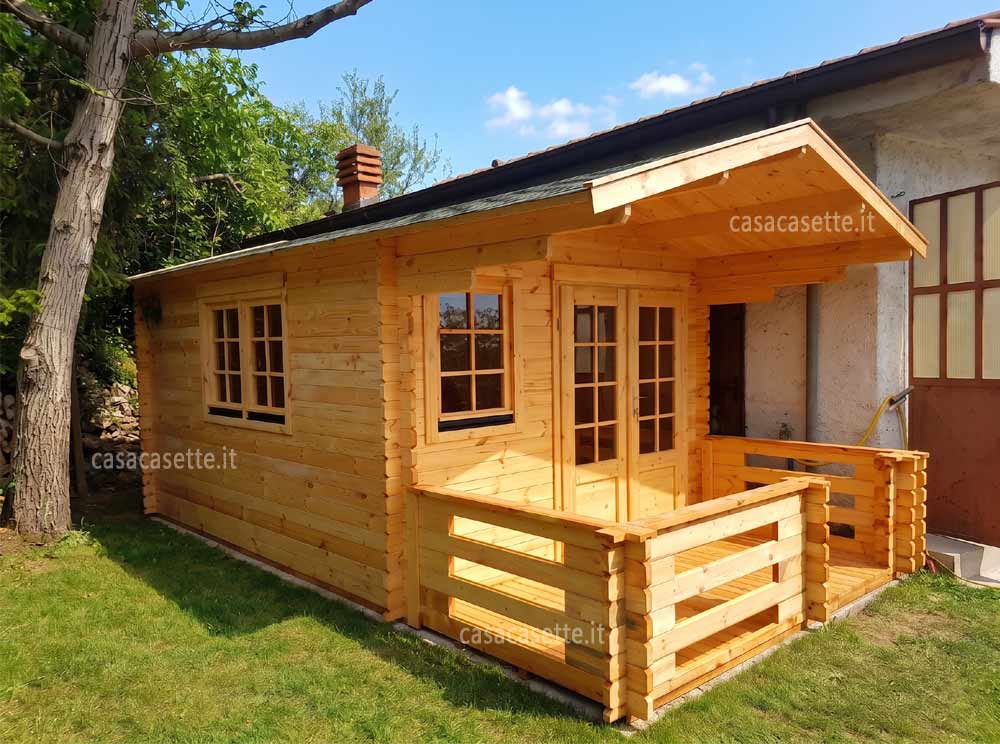 Casetta modello Latina 3x4 veranda