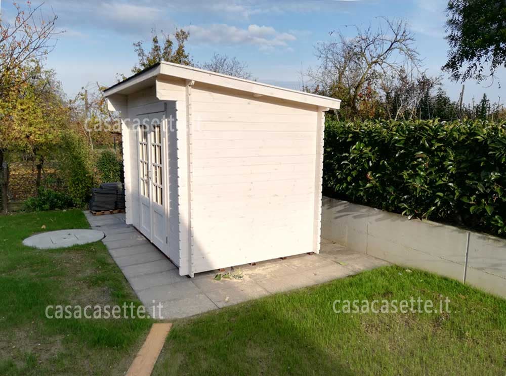 Casetta Mantova 3x2 fianco Casetta modello Mantova 3x2 fianco bianca