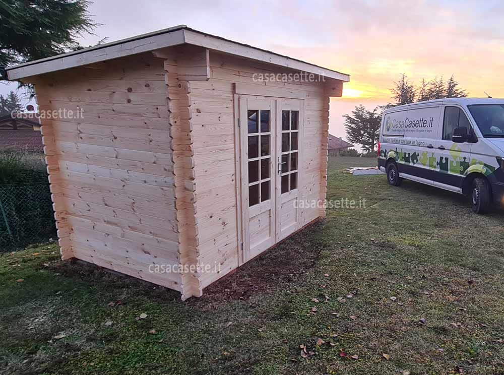 Casetta Mantova 3x2 massello Casetta modello Mantova 3x2 massello naturale