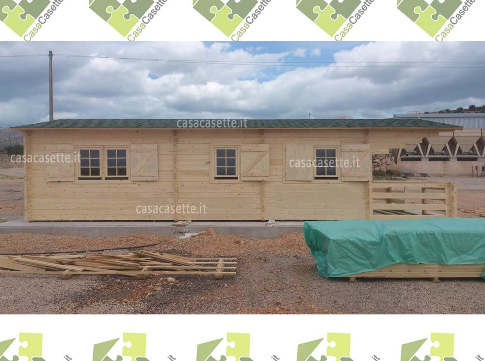 Casetta Marche 5x10 tegole Casetta modello Marche 5x10 tegole verdi