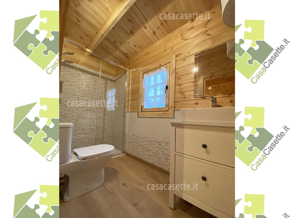 Casetta Merano 6x6 V.1 V.2 bagno Casetta modello Merano 6x6 V.1-V.2 bagno stanza