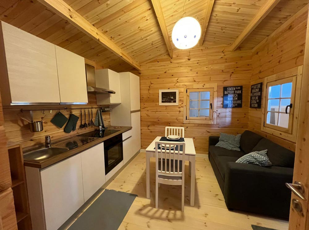 Casetta Monza 62x47 cucina Casetta modello Monza 62x47 cucina arredo