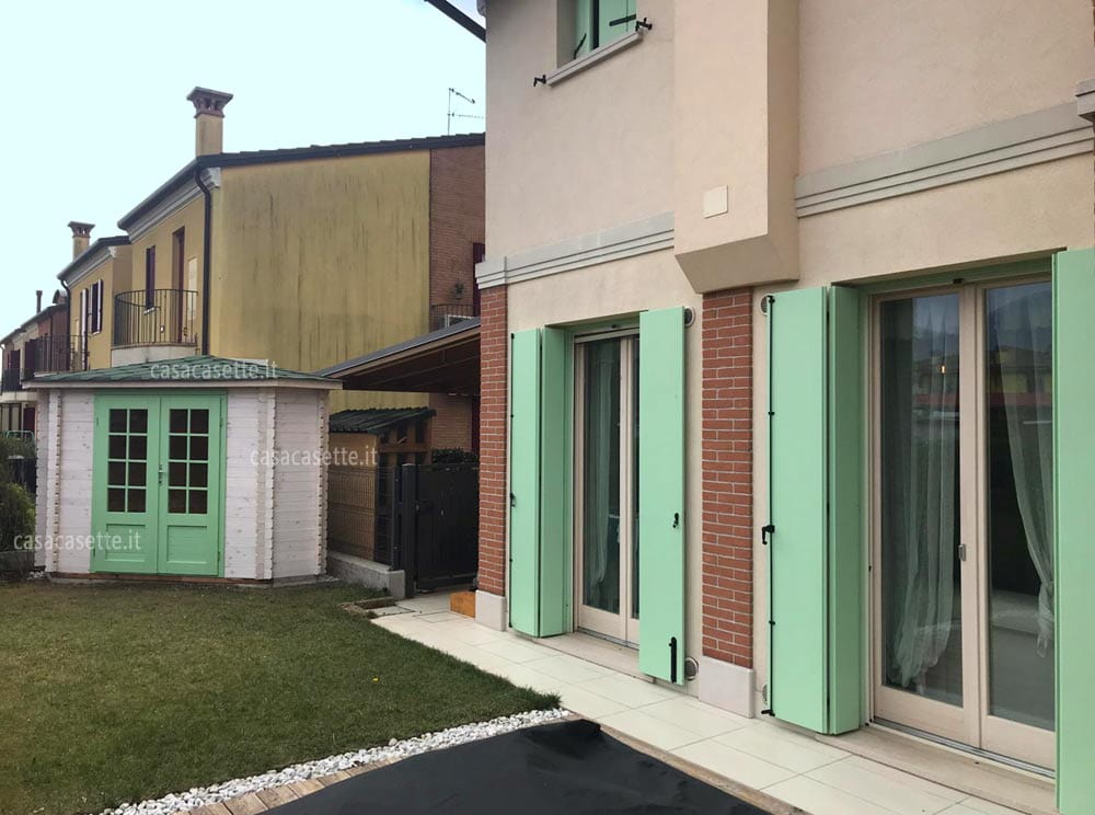 Casetta Padova 24x24 tetto Casetta modello Padova 24x24 tetto panoramica