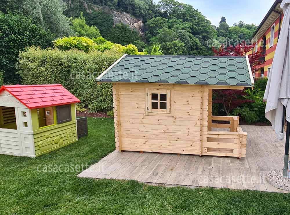 Casetta modello per bambini 182x254 massello lato