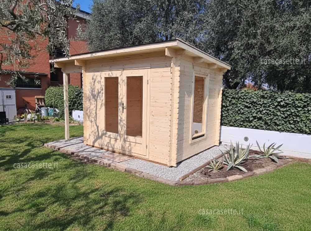 Casetta Pesaro 3x25 + portic. 1 base Casetta modello Pesaro 3x25 + portic. 1 base