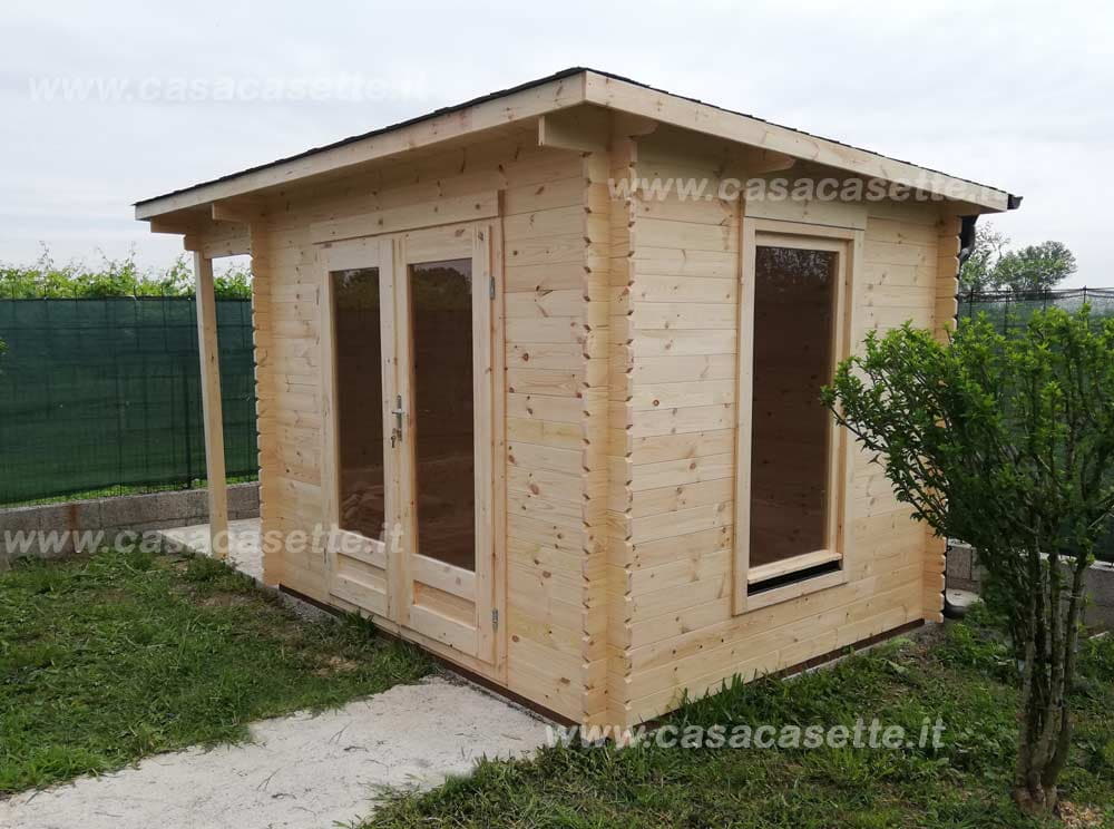 Casetta Pesaro 3x25 + portic. 1 neutro Casetta modello Pesaro 3x25 + portic. 1 neutro colore