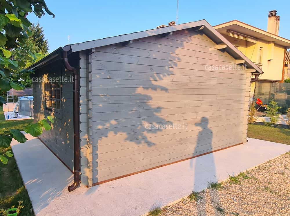 Casetta Pisa 5x4 dietro Casetta modello Pisa 5x4 dietro grondaia