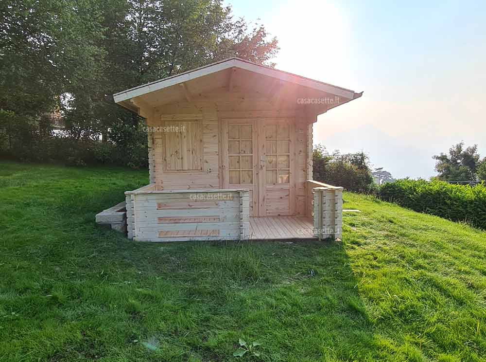 Casetta Roma 3x3 esterna Casetta modello Roma 3x3 esterna veranda