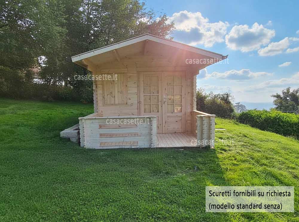 Casetta modello Roma 3x3 finestre scuretto