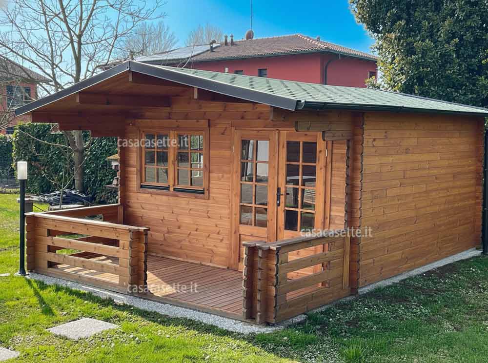 Casetta modello Trieste 4x4 scossalina grondaia