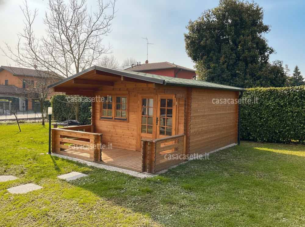 Casetta modello Trieste 4x4 tegole verdi