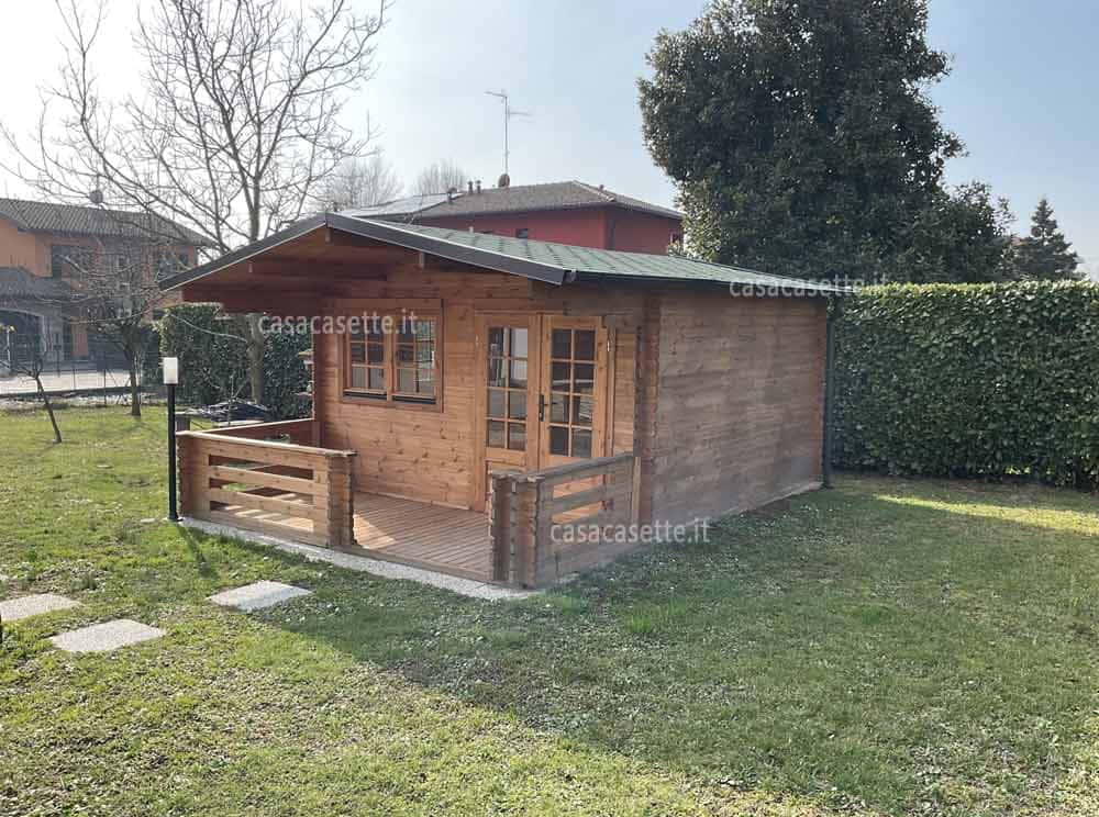 Casetta Trieste 4x4 tegole Casetta modello Trieste 4x4 tegole verdi