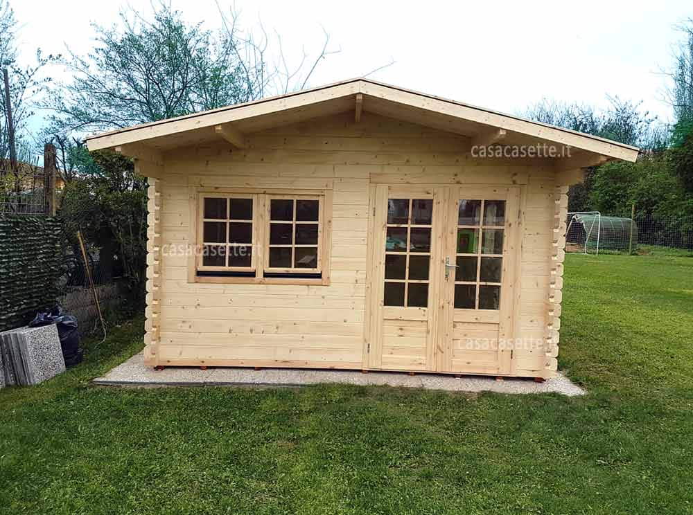 Casetta Udine 4x5 frontale Casetta modello Udine 4x5 frontale massello