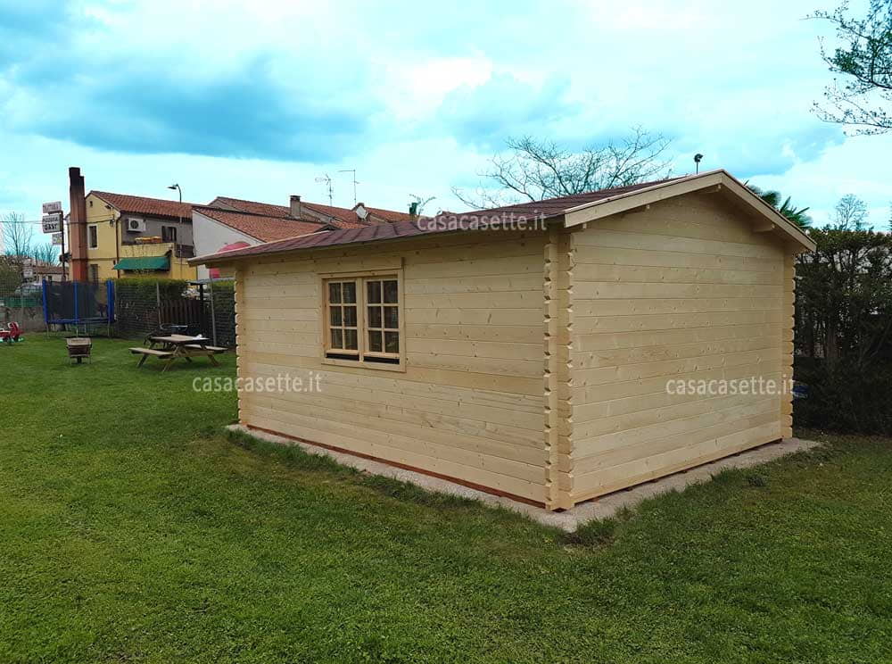 Casetta Udine 4x5 rosse Casetta modello Udine 4x5 rosse tegole