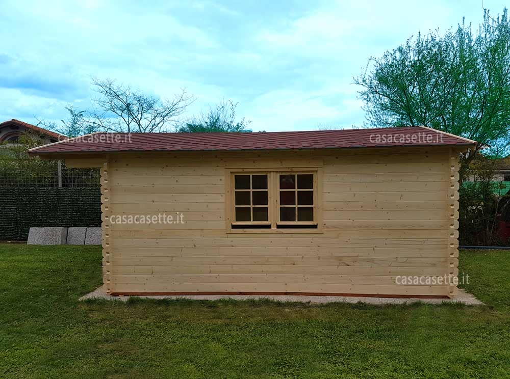 Casetta Udine 4x5 tegole Casetta modello Udine 4x5 tegole canadesi