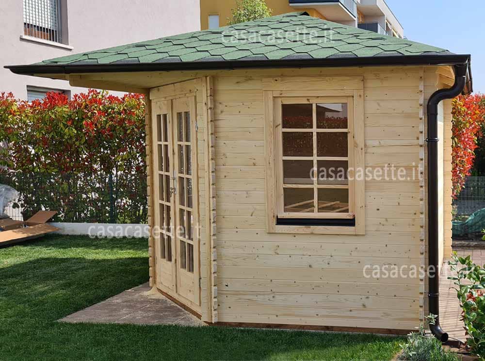 Casetta Venezia 3x3 grondaia Casetta modello Venezia 3x3 grondaia tegole verde