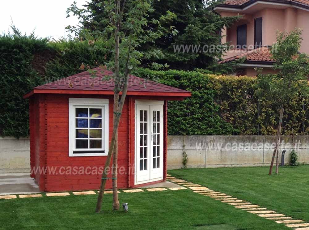 Casetta Venezia 3x3 smalto bianco Casetta modello Venezia 3x3 smalto bianco tegole rosse