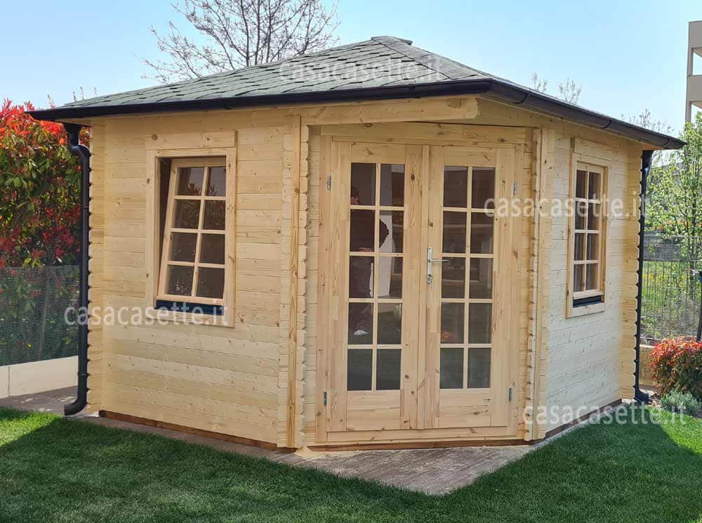 Casetta Venezia 3x3 tetto angolare Casetta modello Venezia 3x3 tetto angolare grondaia