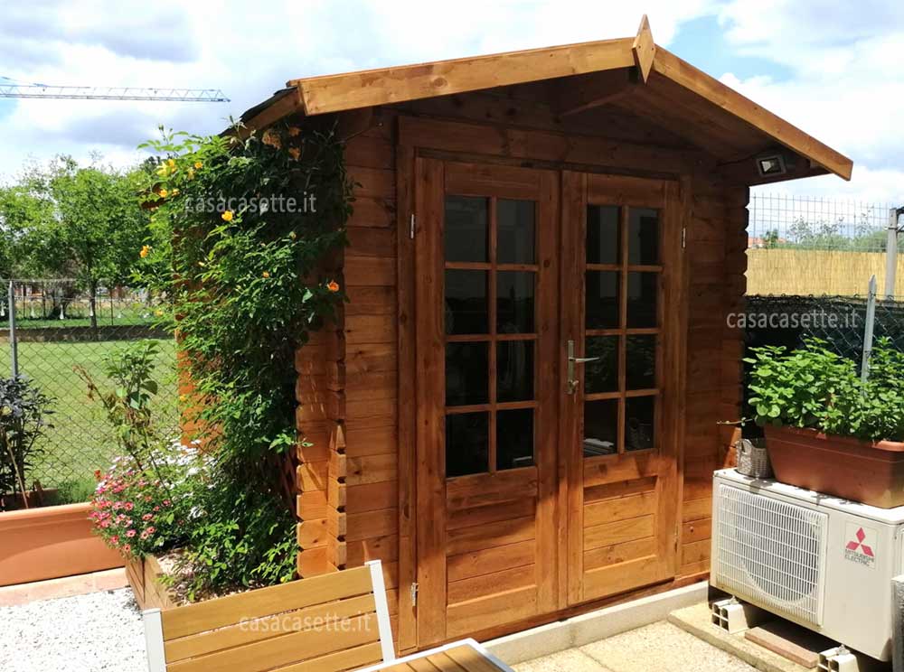 Casetta modello Vicenza 22x22 noce chiaro colore