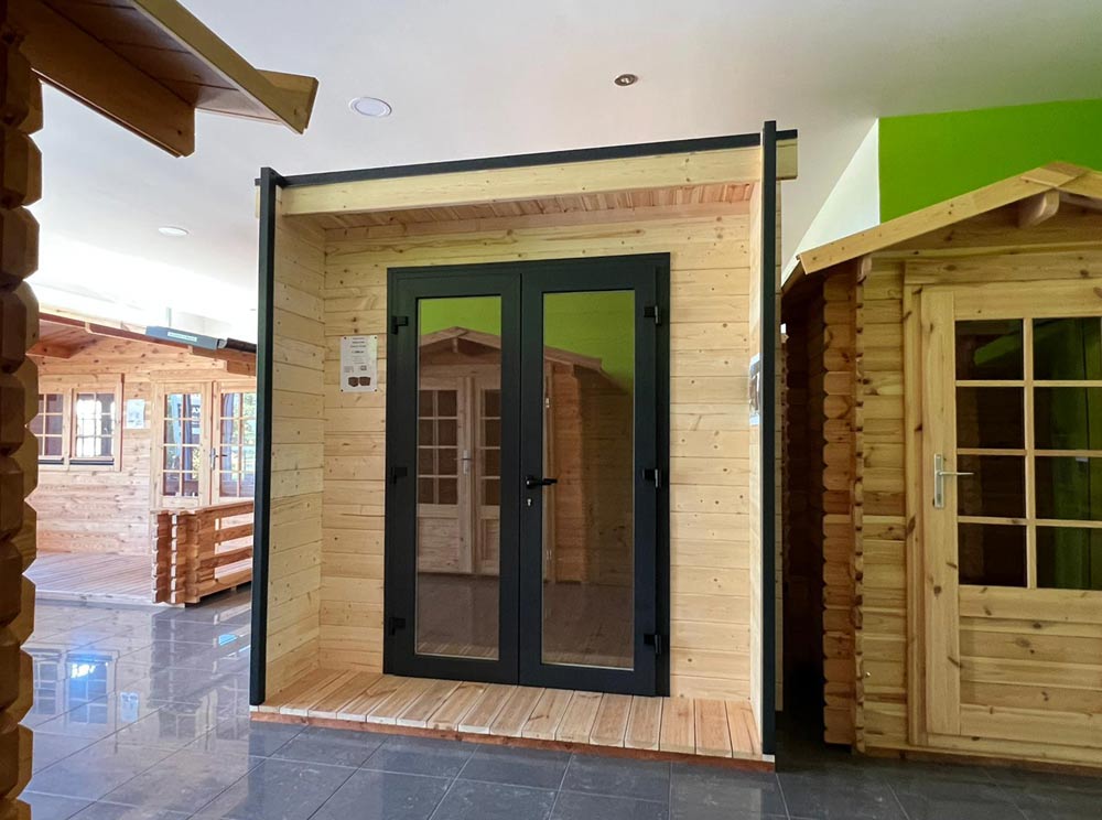 Casetta Vittoria Cube 25x25 lattoneria Casetta modello Vittoria Cube 25x25 lattoneria scossalina