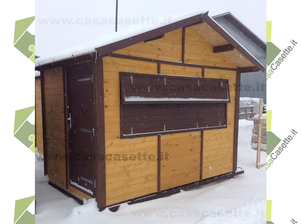 Chiosco smontabile 3x2 serramenti Chiosco smontabile modello 3x2 serramenti marroni