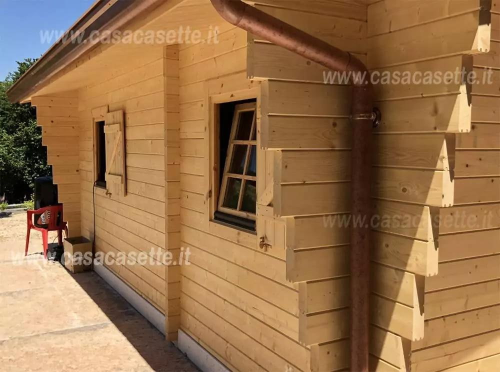 Clubhouse modello 8x6 vani 4 grondaia accessorio