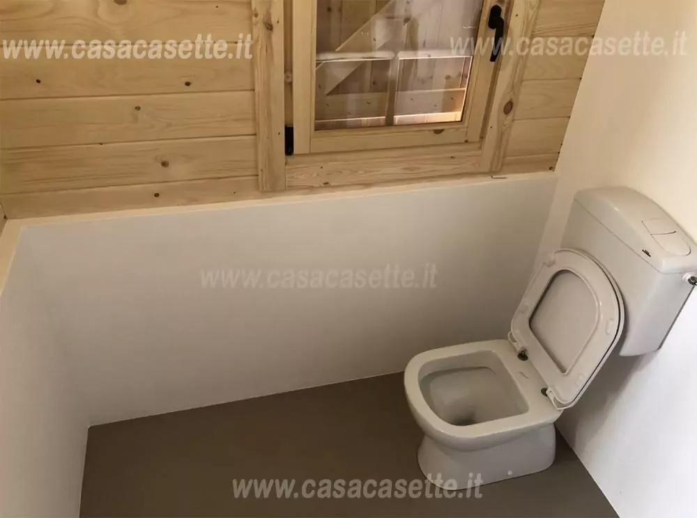 Clubhouse modello 8x6 vani 4 interno bagno