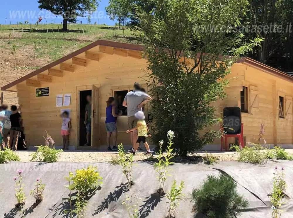 Clubhouse modello 8x6 vani 4 massello naturale