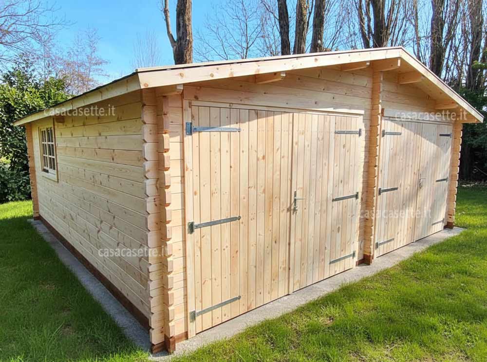 Garage Bergamo 6x6 massello naturale Garage modello Bergamo 6x6 massello naturale