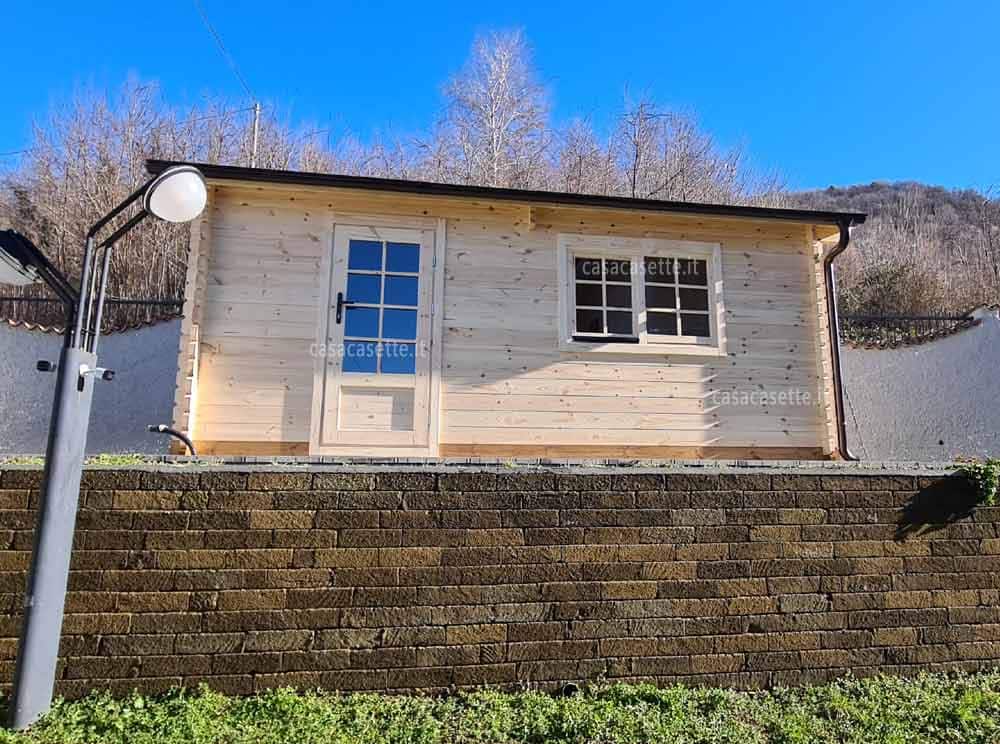 Garage Lecco 32x52 accessori Garage modello Lecco 32x52 accessori grondaia