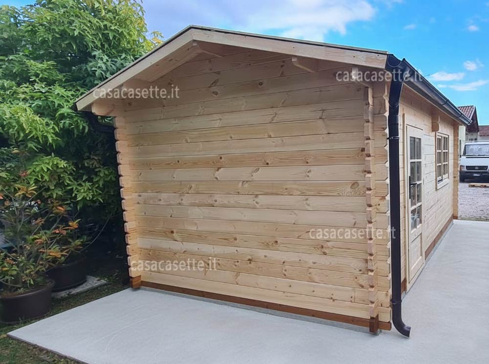 Garage Lecco 32x52 porta Garage modello Lecco 32x52 porta